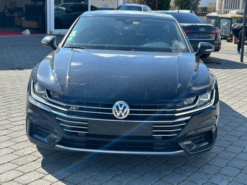 Volkswagen Arteon 2.0 TDI *R Line*Digital Cocpit*