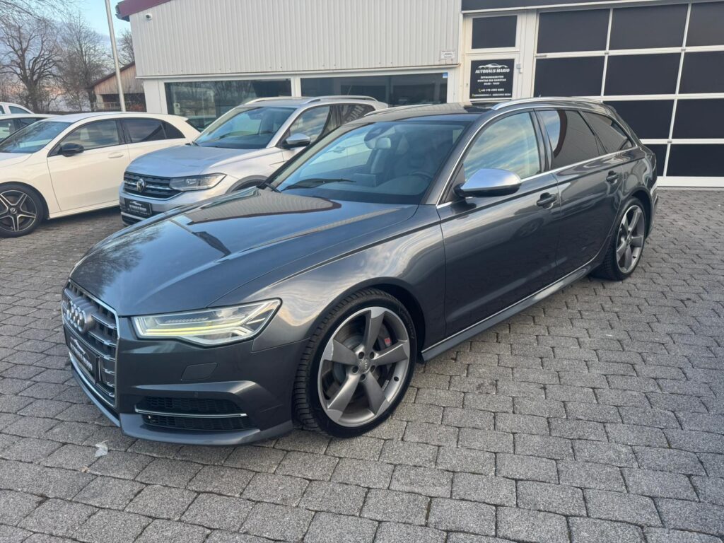 AUDI S6 AVANT