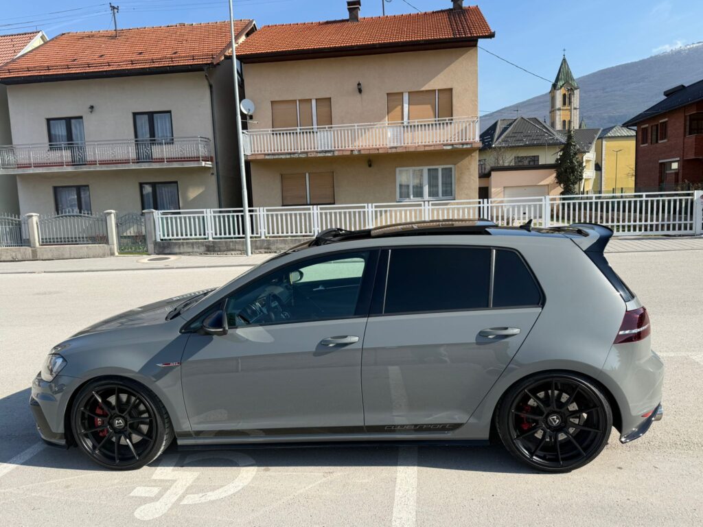 Volkswagen Golf 7 GTI DSG