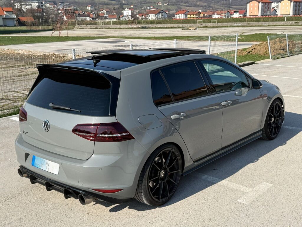 Volkswagen Golf 7 GTI DSG