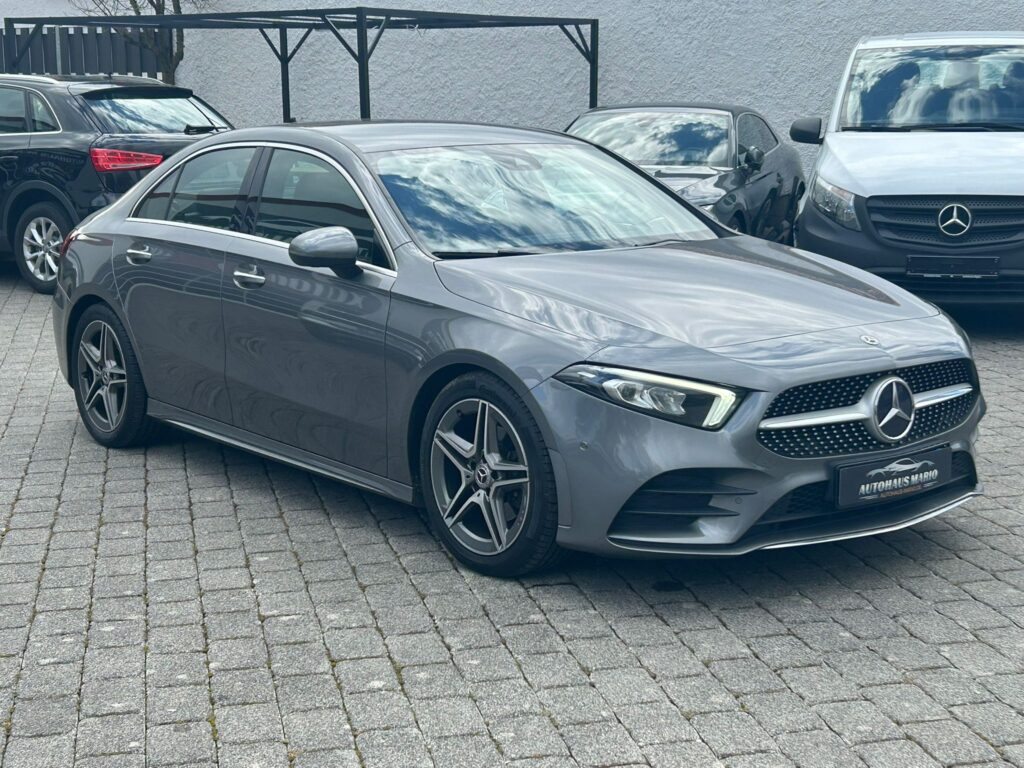 Mercedes-Benz A200 AMG *Kamera*Digital Cockpit*F1*
