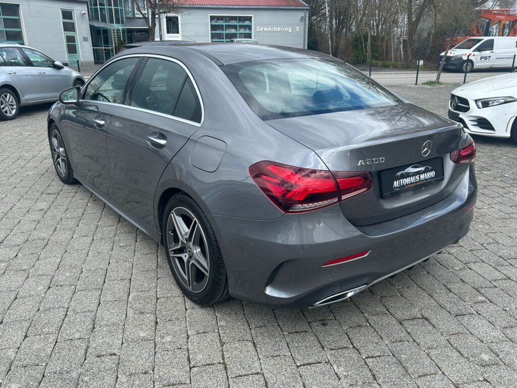 Mercedes-Benz A200 AMG *Kamera*Digital Cockpit*F1*
