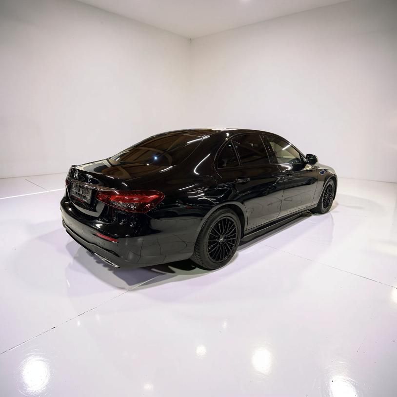 Mercedes E200 Amg-Line *Digital Cockpit*