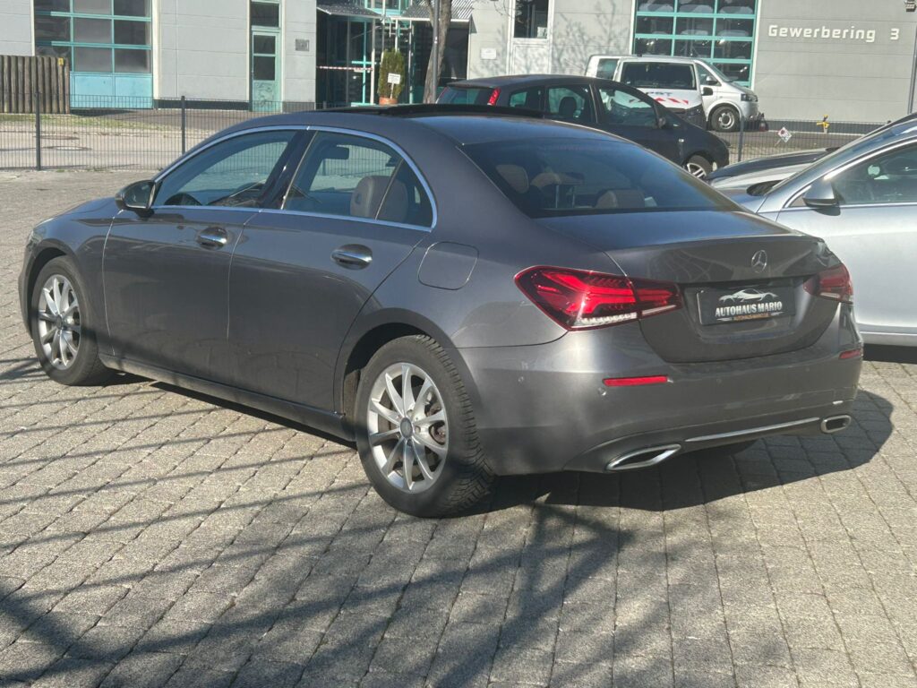 Mercedes A200 *Digital Cockpit*Panorama*F1*