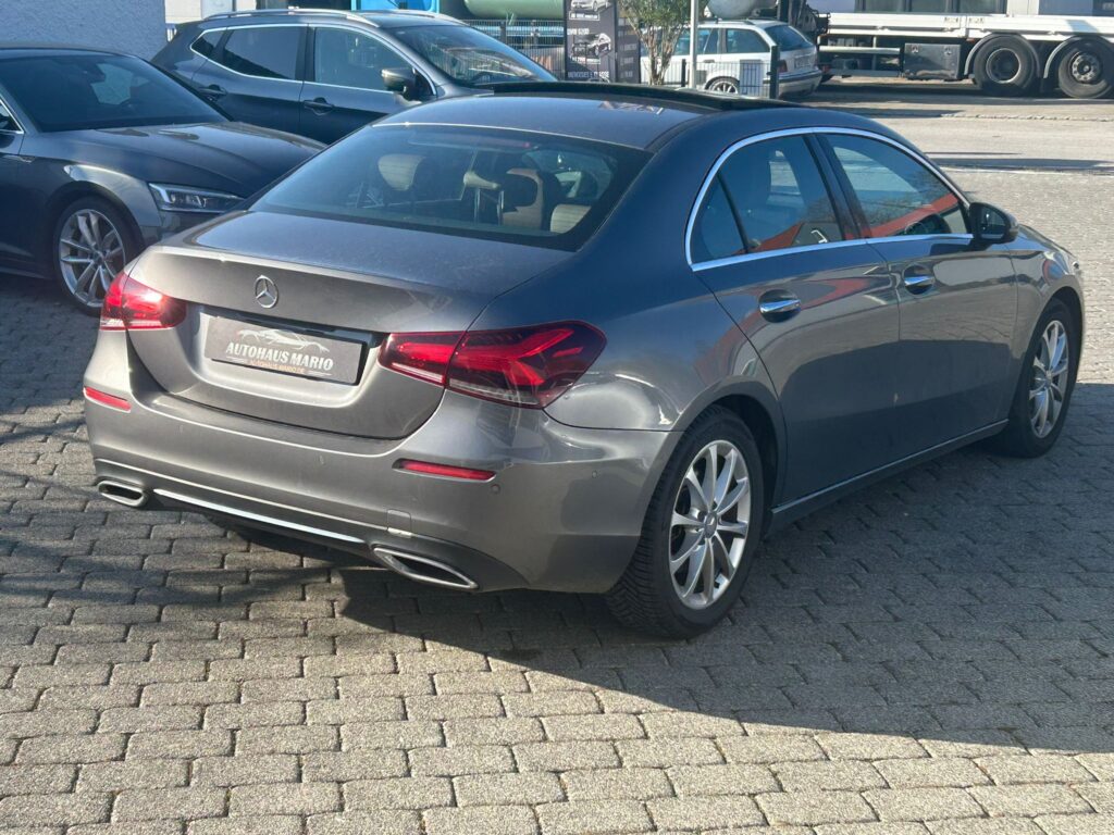 Mercedes A200 *Digital Cockpit*Panorama*F1*
