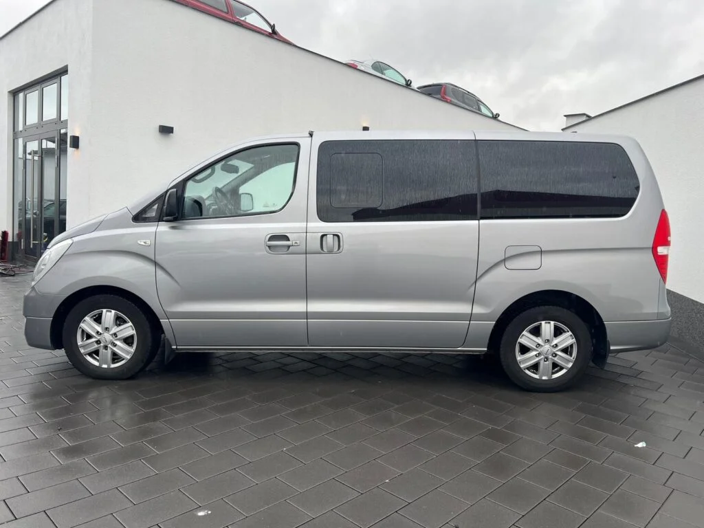 Hyundai H-1 Travel *8 Sjedala*