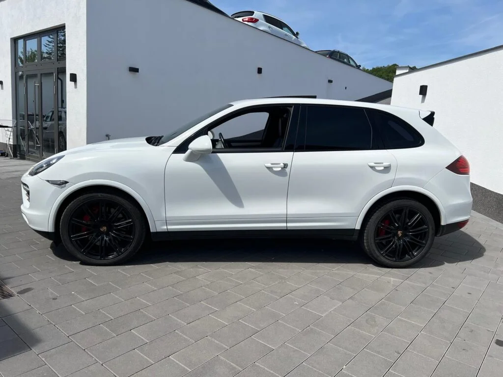 Porsche Cayenne TURBO