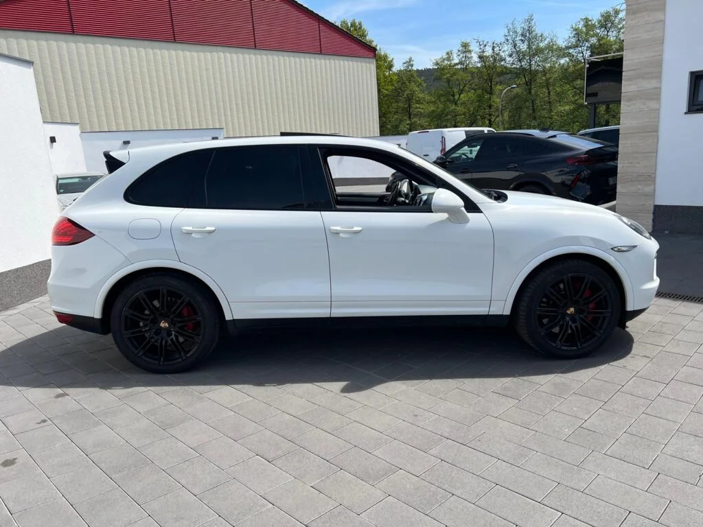 Porsche Cayenne TURBO