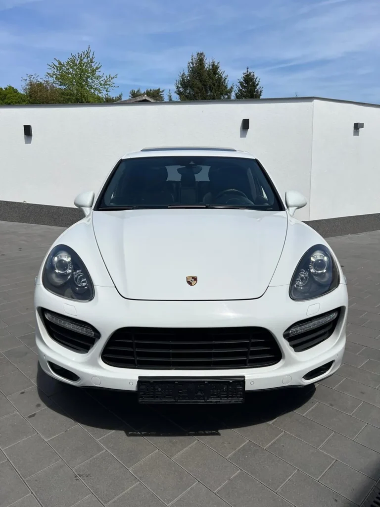 Porsche Cayenne TURBO