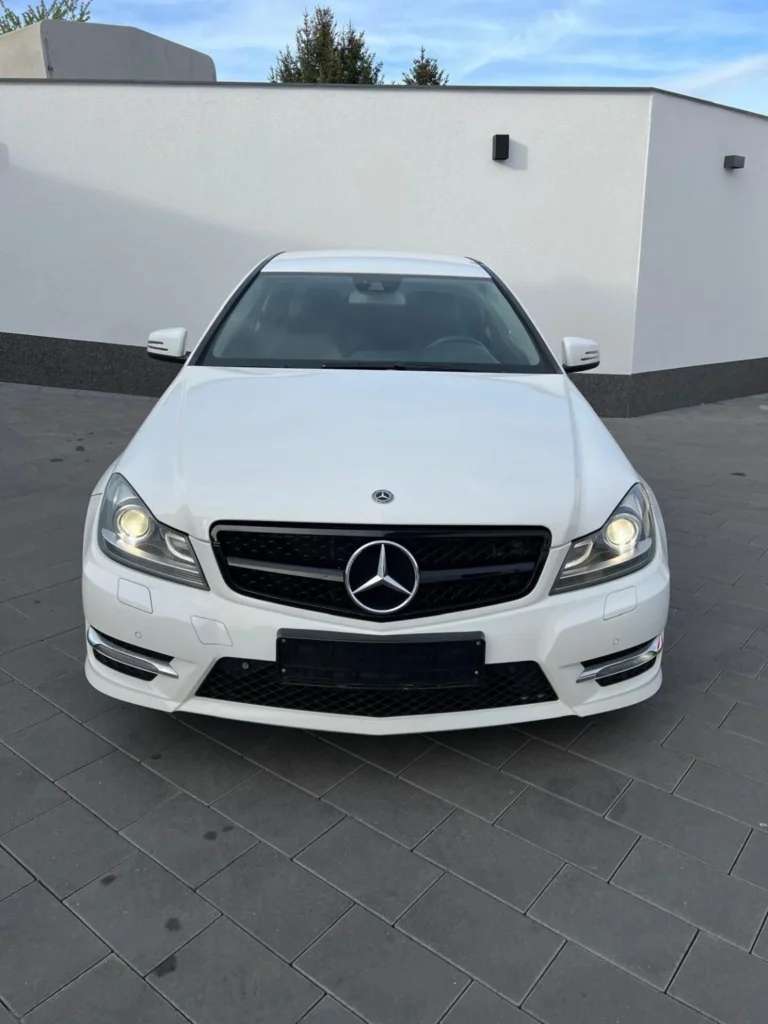 Mercedes-Benz C 220 Coupe