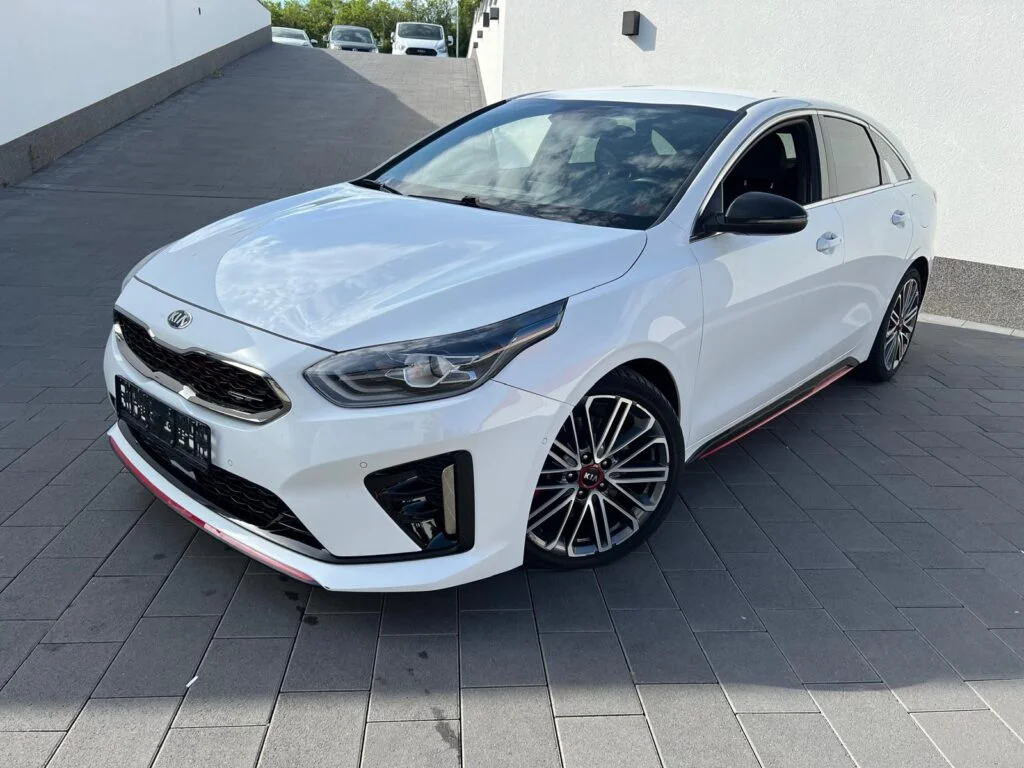 Kia Proceed 1.6 T-GDI *Digital Cockpit*