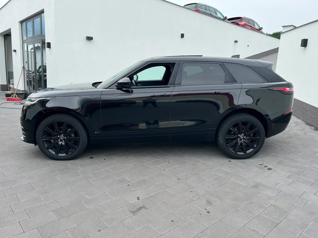 Land Rover Range Rover Velar R-Dynamic
