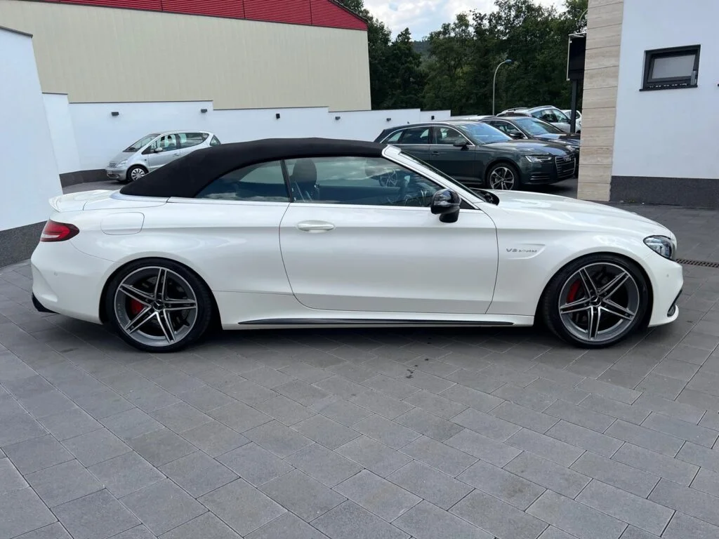 Mercedes-Benz C 63 AMG