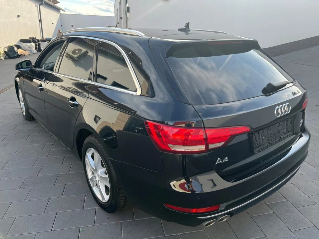 Audi A4 Avant