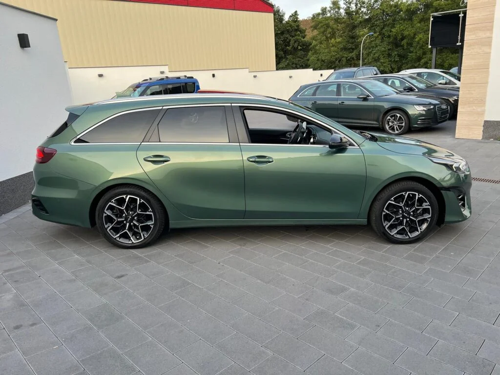 Kia cee'd Sportswagon GT Line *FULL OPREMA*