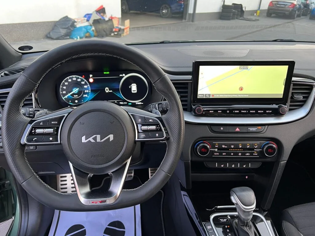 Kia cee'd Sportswagon GT Line *FULL OPREMA*