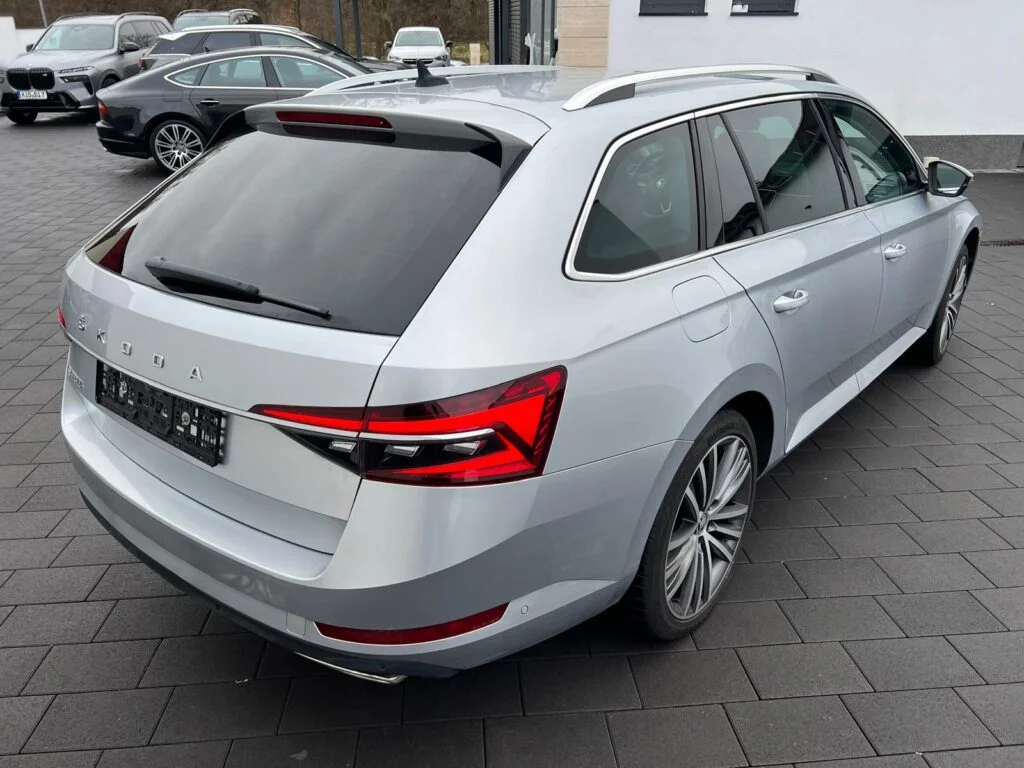 SKODA Superb *Stage 3* *421PS* 2.0 TSI BUSINESS EXECUTIVE DSG COMBI 4WD