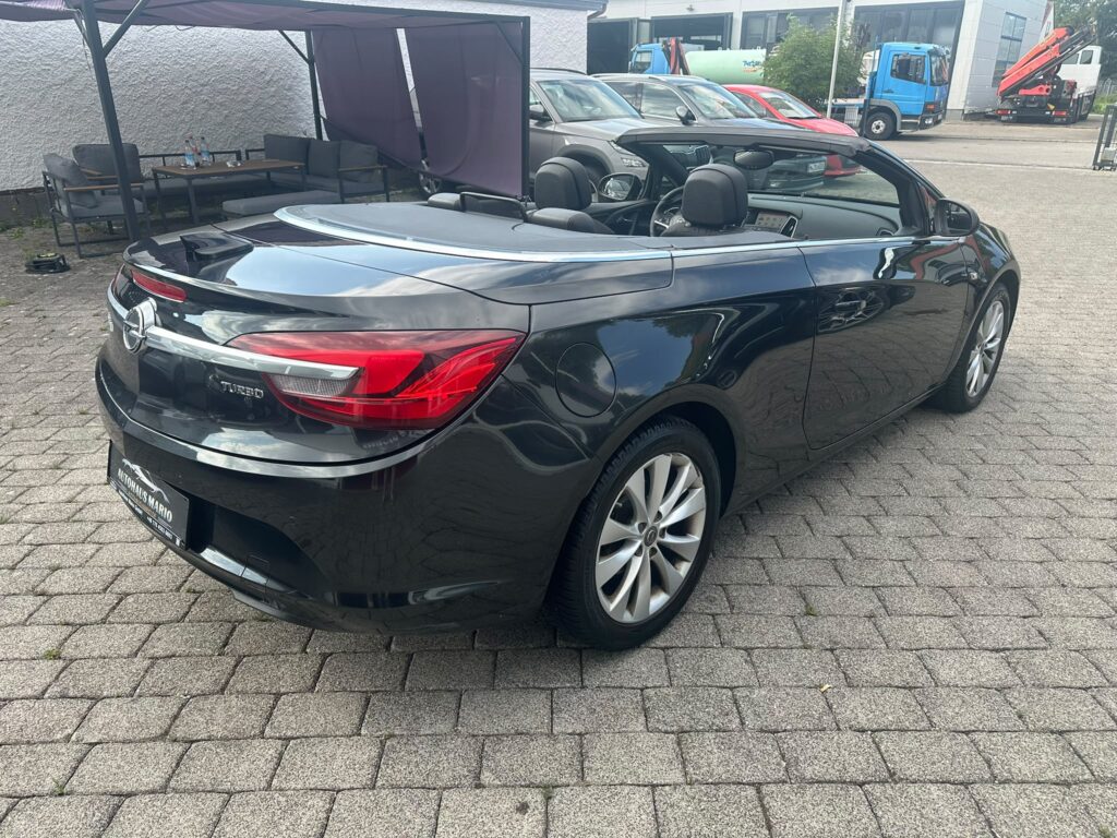 Opel Cascada Cabrio