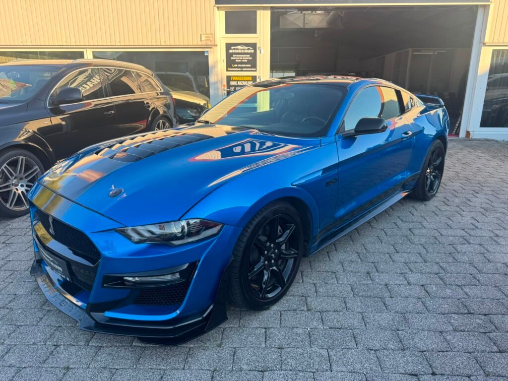 Ford Mustang GT Fastback 5.0