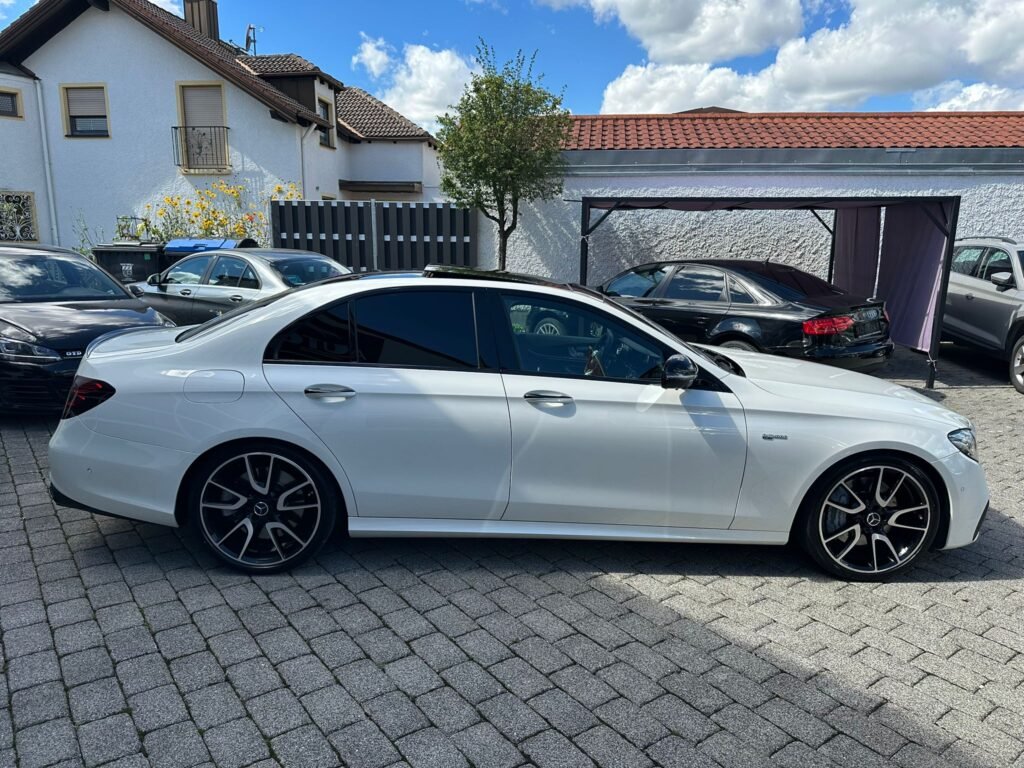 Mercedes E43 AMG *Digital Cockpit*Panorama*4 MATIK*
