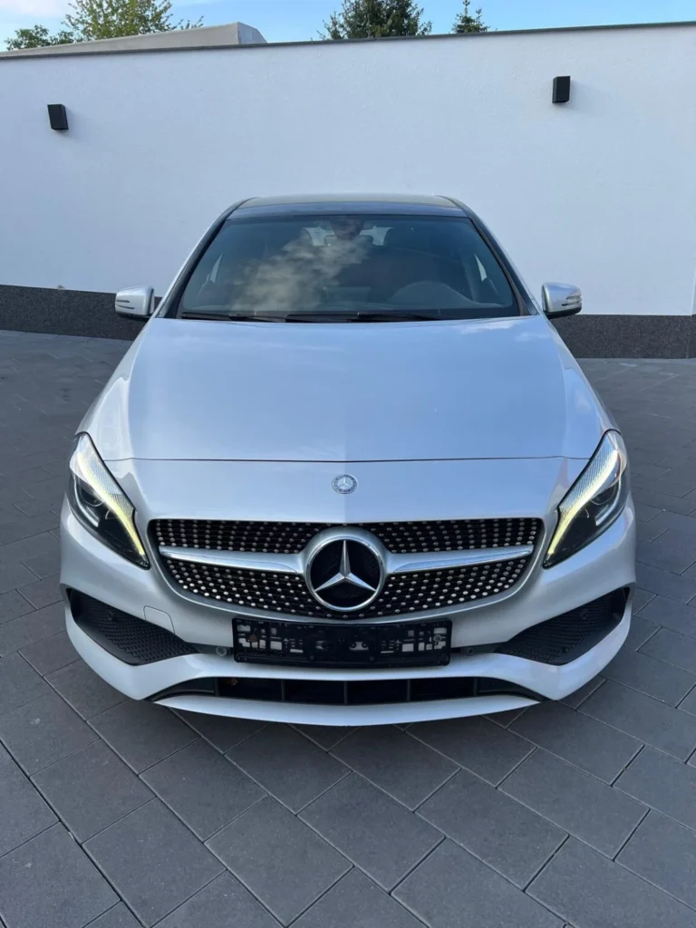 Mercedes-Benz A 180 *AMG Paket*
