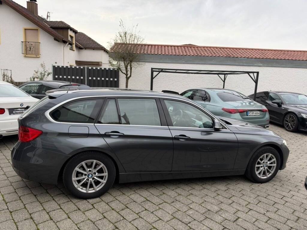 BMW 320d *Panorama*Head-UP*