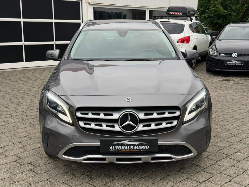 Mercedes-Benz GLA 180 *Kamera*
