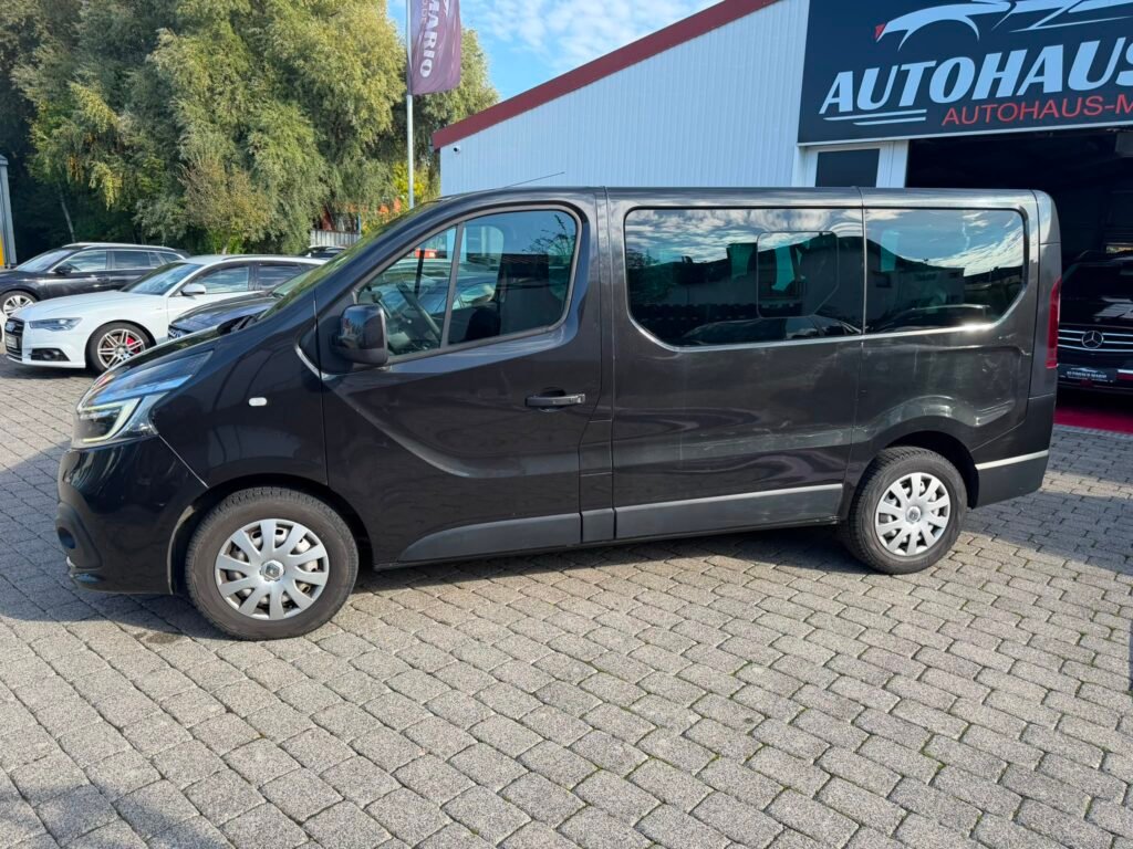 Renault Trafic *7+1 Sjedala *